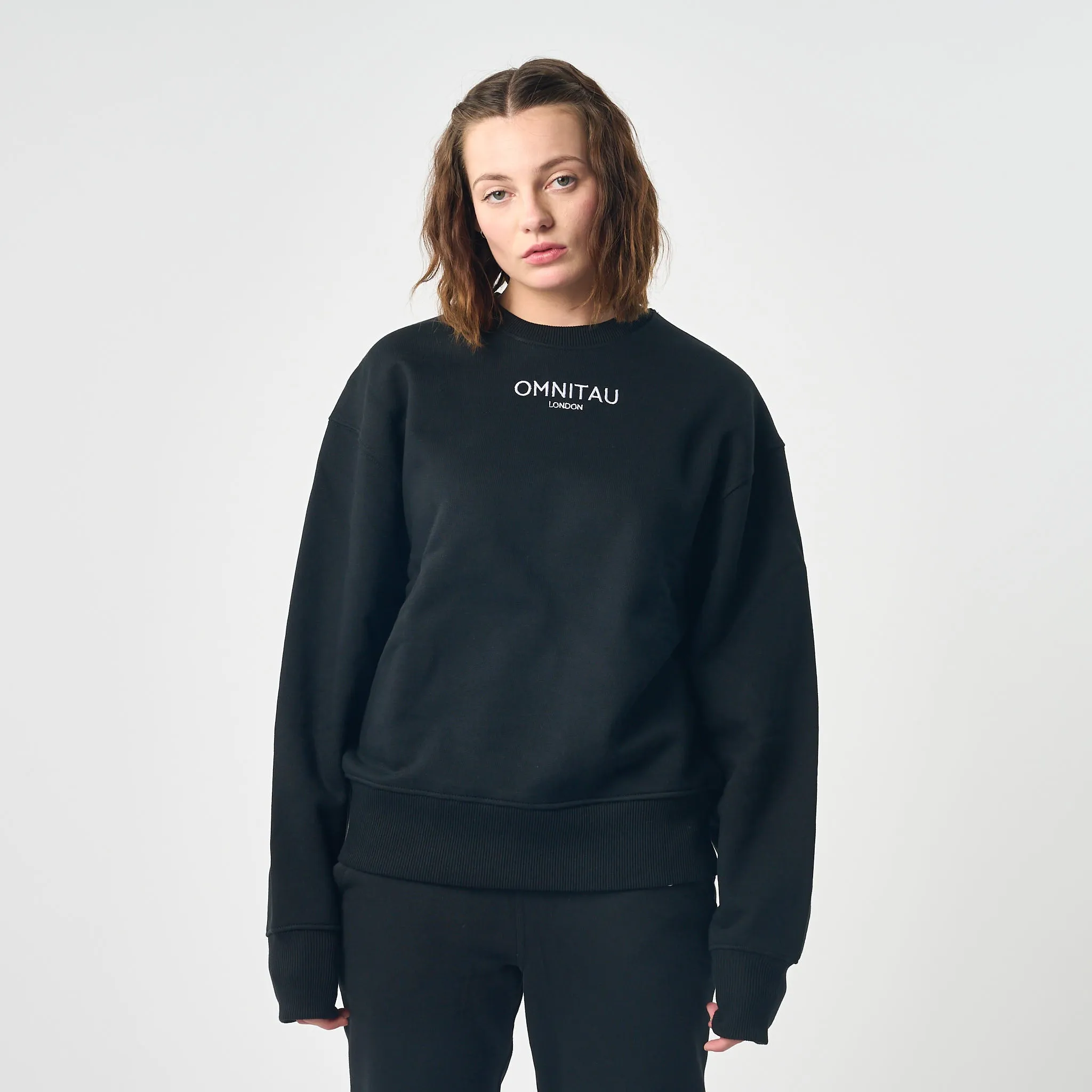 Omnitau Women's Oversized Organic Cotton Crew Neck Sweatshirt - Black